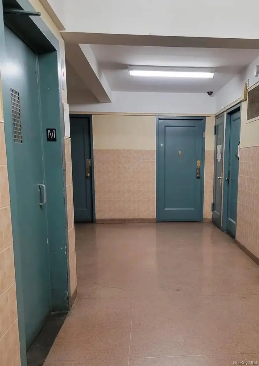 1503 Metropolitan Avenue #7E, Bronx, NY 10462 - #2