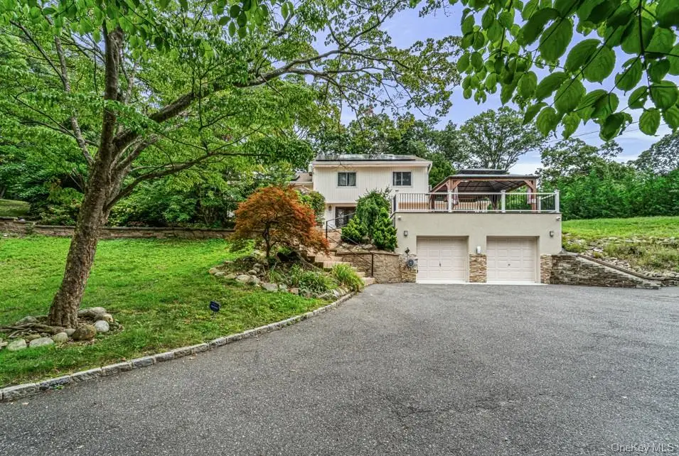 29 Hillside Lane, Syosset, NY 11791 - #1