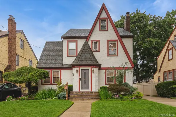 34 Archer Road, West Hempstead, NY 11552