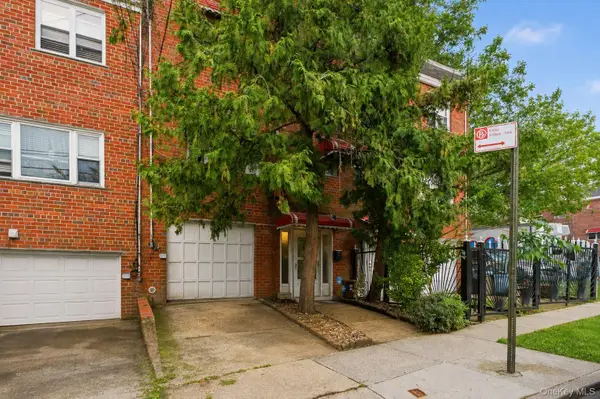 902 E 232nd Street, Bronx, NY 10466