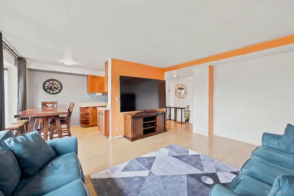 33-65 14th Street #5A, Astoria, NY 11106