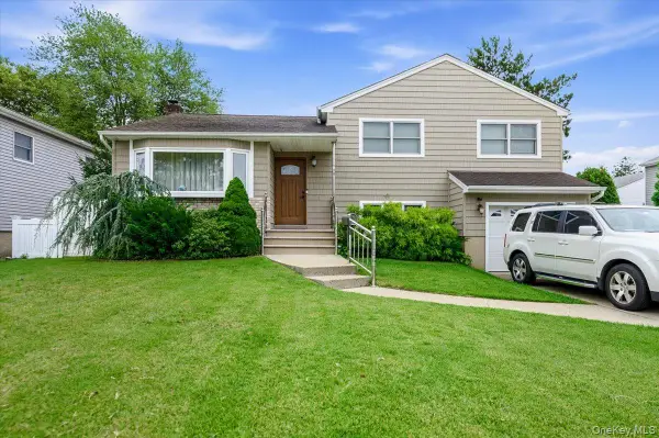 2664 Grayson Drive, East Meadow, NY 11554