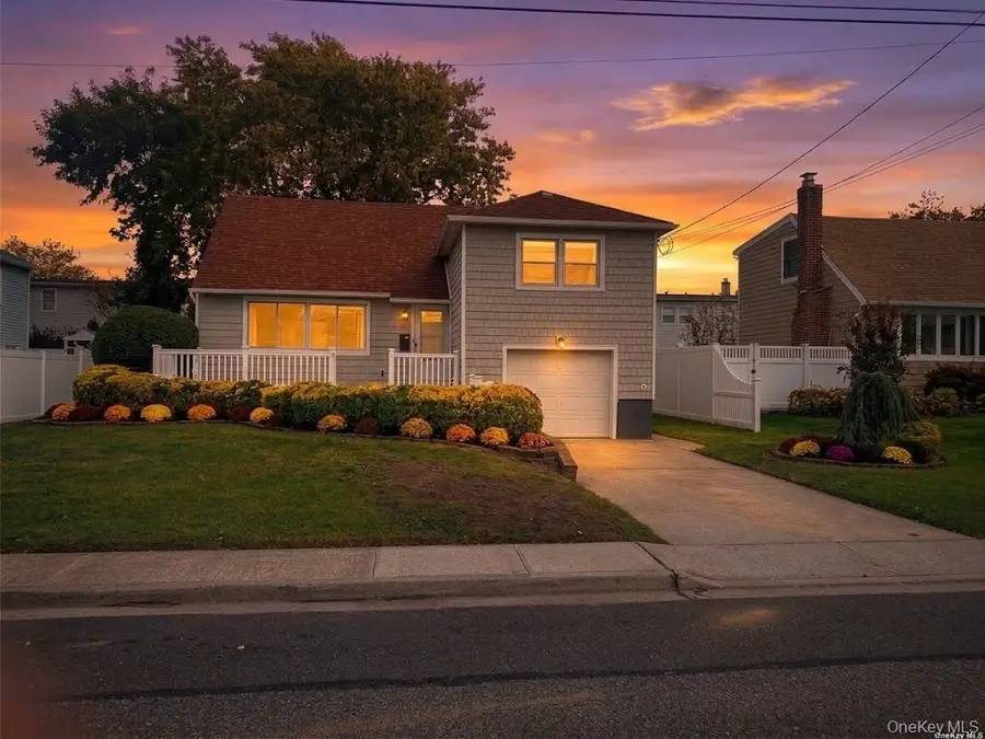 240 Lincoln Avenue, Island Park, NY 11558 - #2
