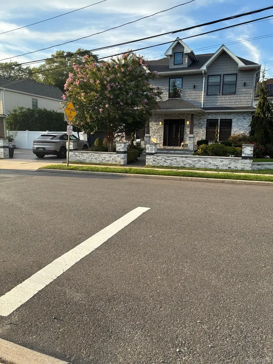 552 Dover Road, Oceanside, NY 11572 - #2