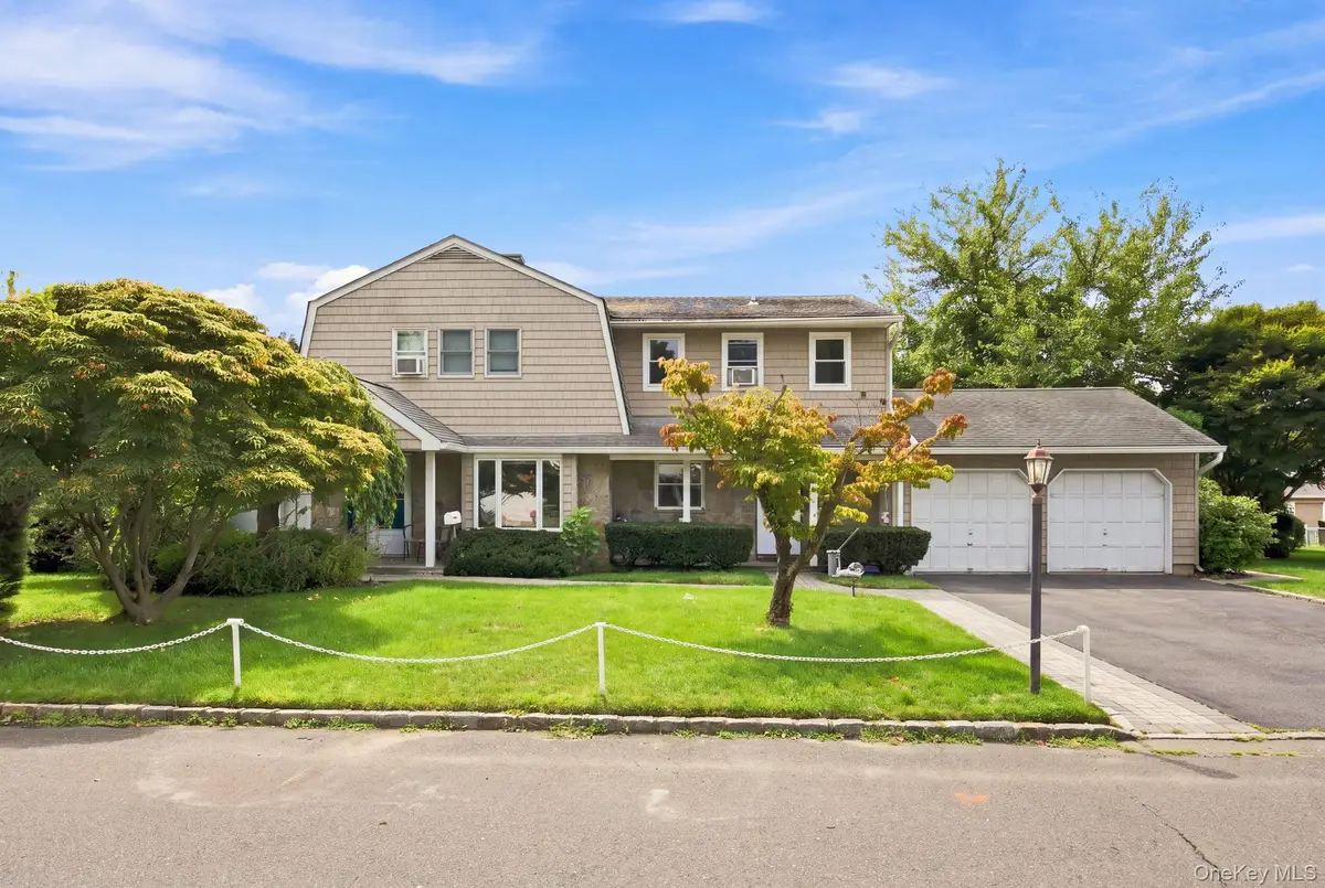 5 Conway Court, Glen Cove, NY 11542 - #1