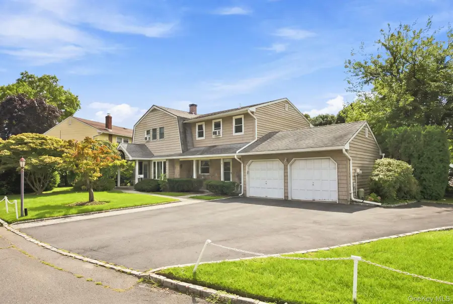 5 Conway Court, Glen Cove, NY 11542 - #2