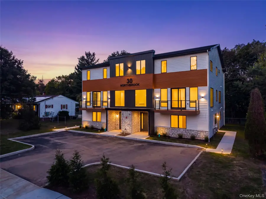30 Northbrook Road #201, Spring Valley, NY 10977 - #3