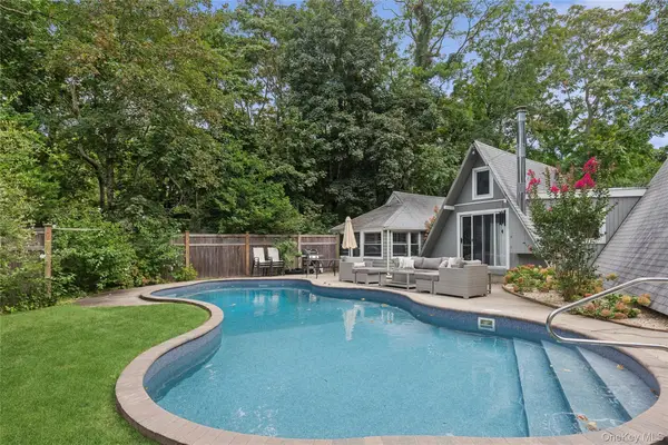 10 Oak Lane, Sag Harbor, NY 11963