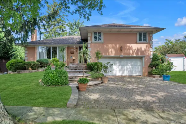 936 Stratford Court, Westbury, NY 11590