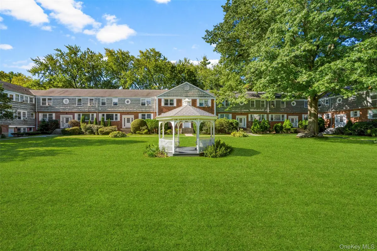 907 Palmer Avenue #C2, Mamaroneck, NY 10543 - #1