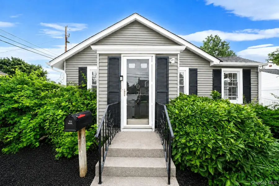 1077 Central Avenue, Hempstead, NY 11550 - #3
