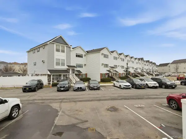 111 Horizon Court, Bronx, NY 10473