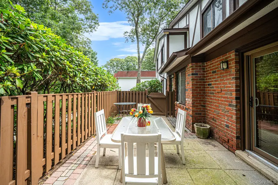 415 Clubhouse #51, Coram, NY 11727 - #3