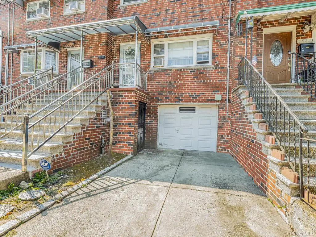2951 Kingsland Avenue, Bronx, NY 10469 - #1