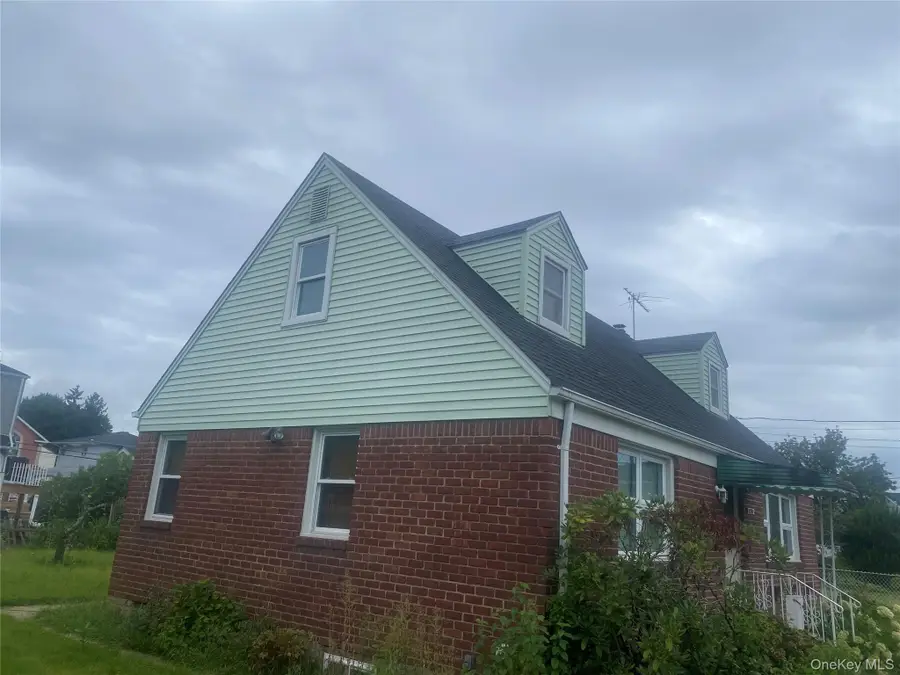1301 Times Avenue, Elmont, NY 11003 - #2