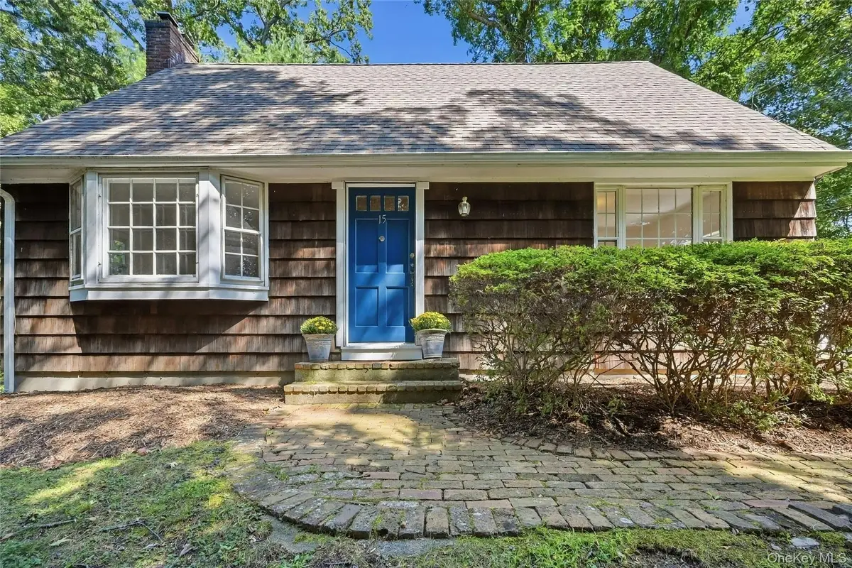 15 Shore Oaks Drive, Stony Brook, NY 11790 - #1