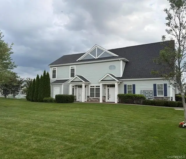38204 Winterberry Drive, Plainview, NY 11803 - #2