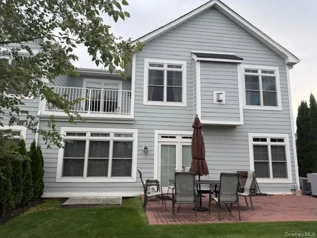 38204 Winterberry Drive, Plainview, NY 11803 - #3