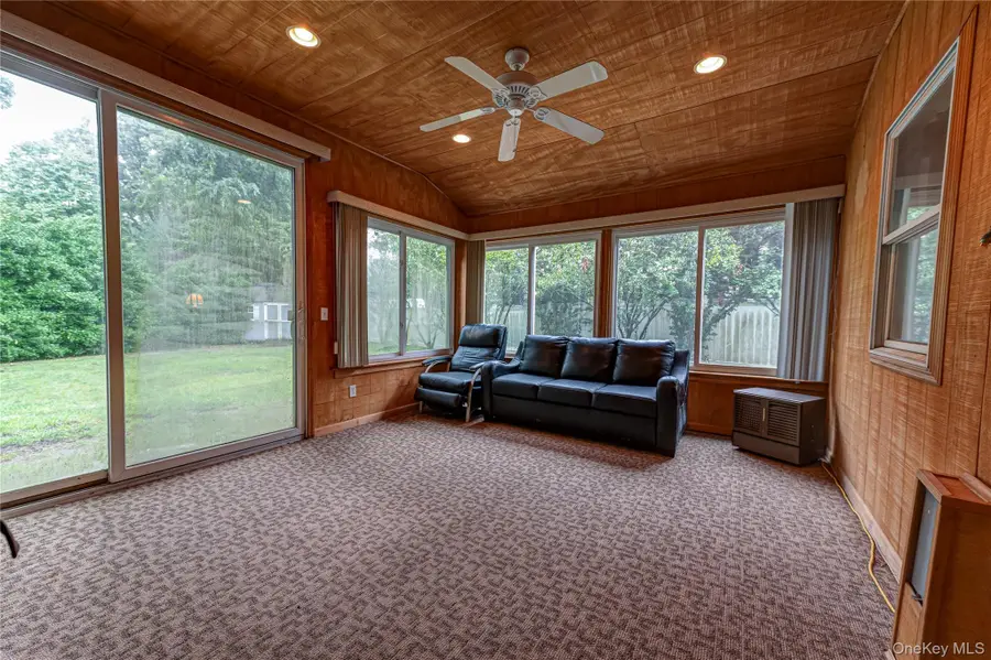 15 Longhorn Lane, East Setauket, NY 11733 - #2