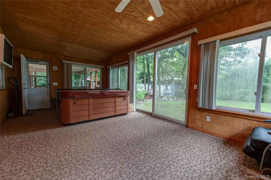 15 Longhorn Lane, East Setauket, NY 11733 - #3