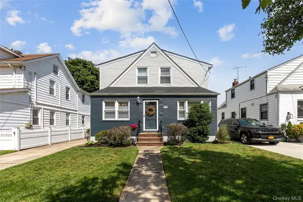 529 7th Avenue, New Hyde Park, NY 11040