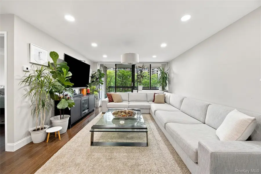 1 Bay Club Drive #3E, Bayside, NY 11360 - #3