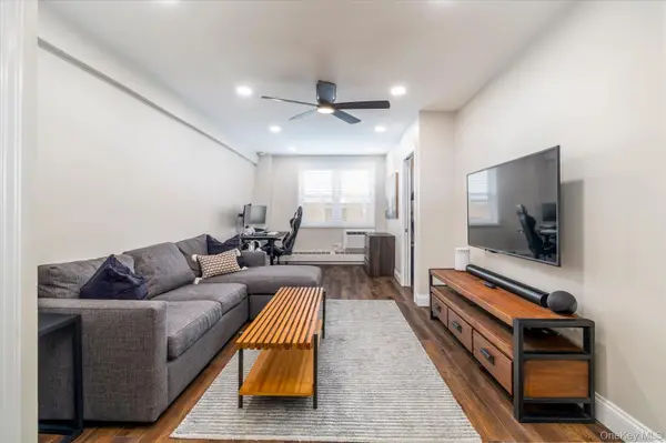 370 W Broadway #3M, Long Beach, NY 11561