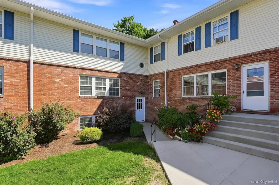 19 Huguenot Street #3, New Paltz, NY 12561 - #2