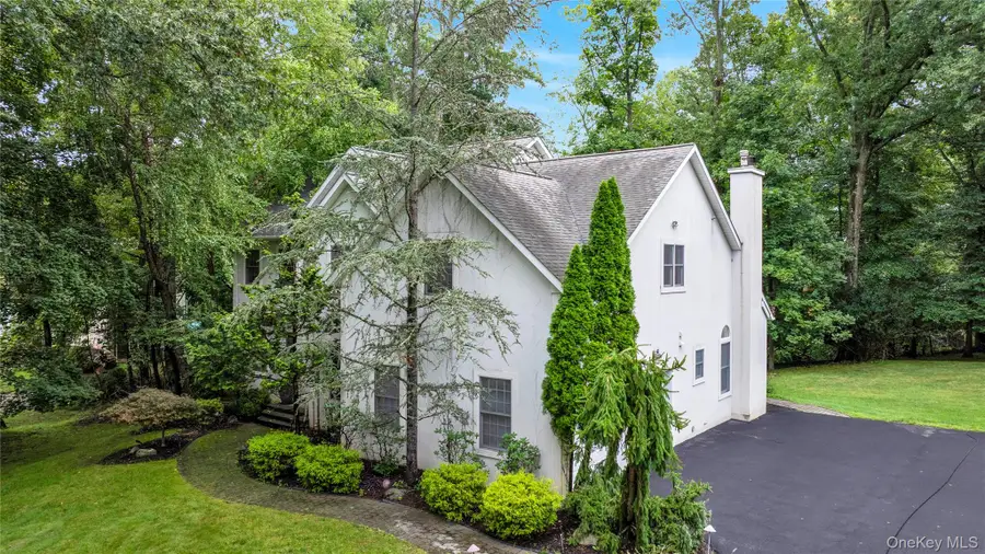 11 Croyden Lane, New City, NY 10956 - #2