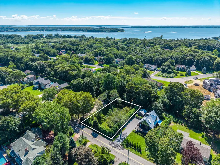 1400 Bay Shore Road, Greenport, NY 11944 - #3