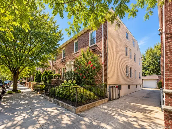 2030 27th Street, Astoria, NY 11105