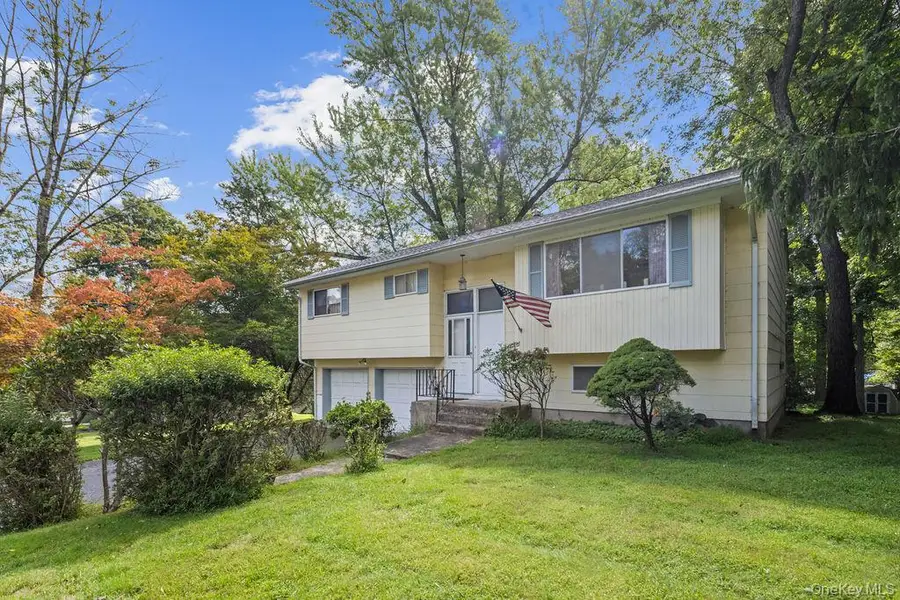 8 Madeline Terrace, Spring Valley, NY 10977 - #3