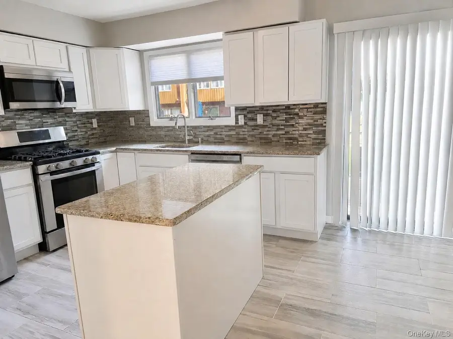 10 Braemar Court, New City, NY 10956 - #3