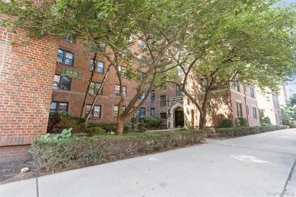 68-36 Burns Street #D1, Forest Hills, NY 11375