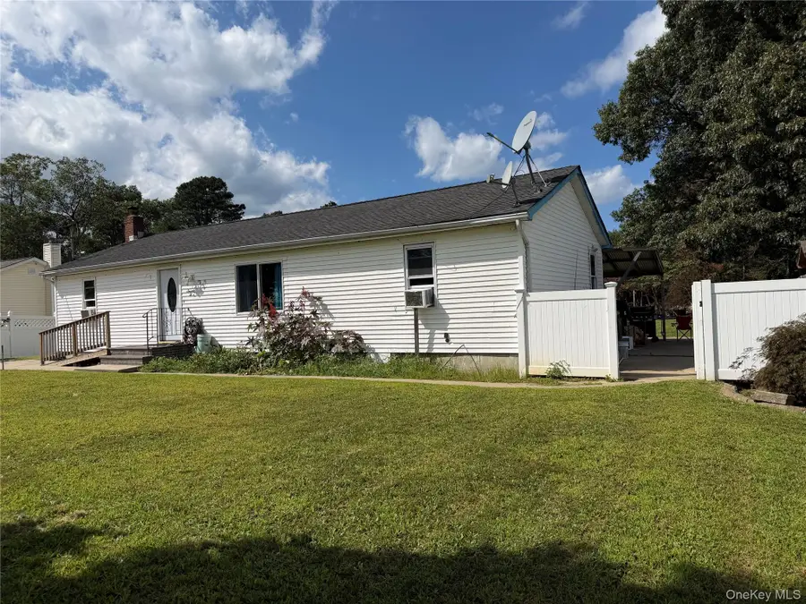 73 Michigan Avenue, Bay Shore, NY 11706 - #2