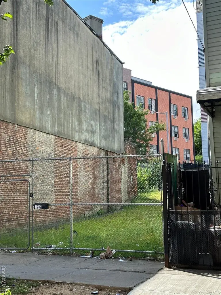 1287 Shakespeare Avenue, Bronx, NY 10452 - #2