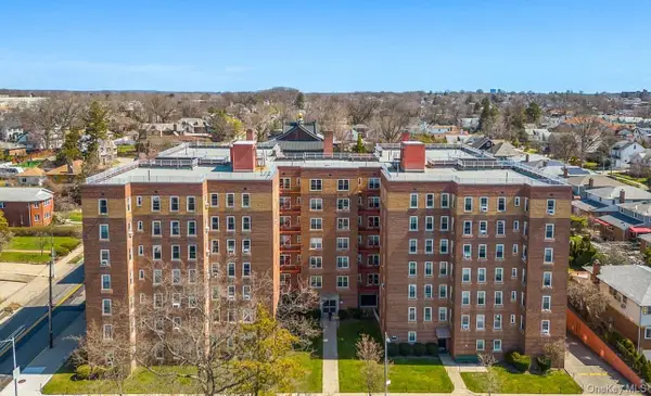 30-11 Parsons Boulevard #5A, Flushing, NY 11354