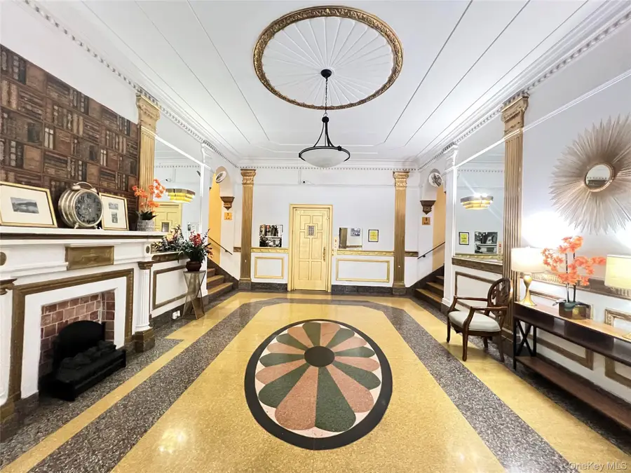 42-52 Layton Street #5C, Elmhurst, NY 11373 - #3