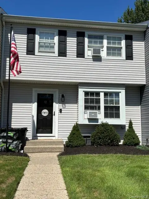 12 Federal Lane, Coram, NY 11727 - #1