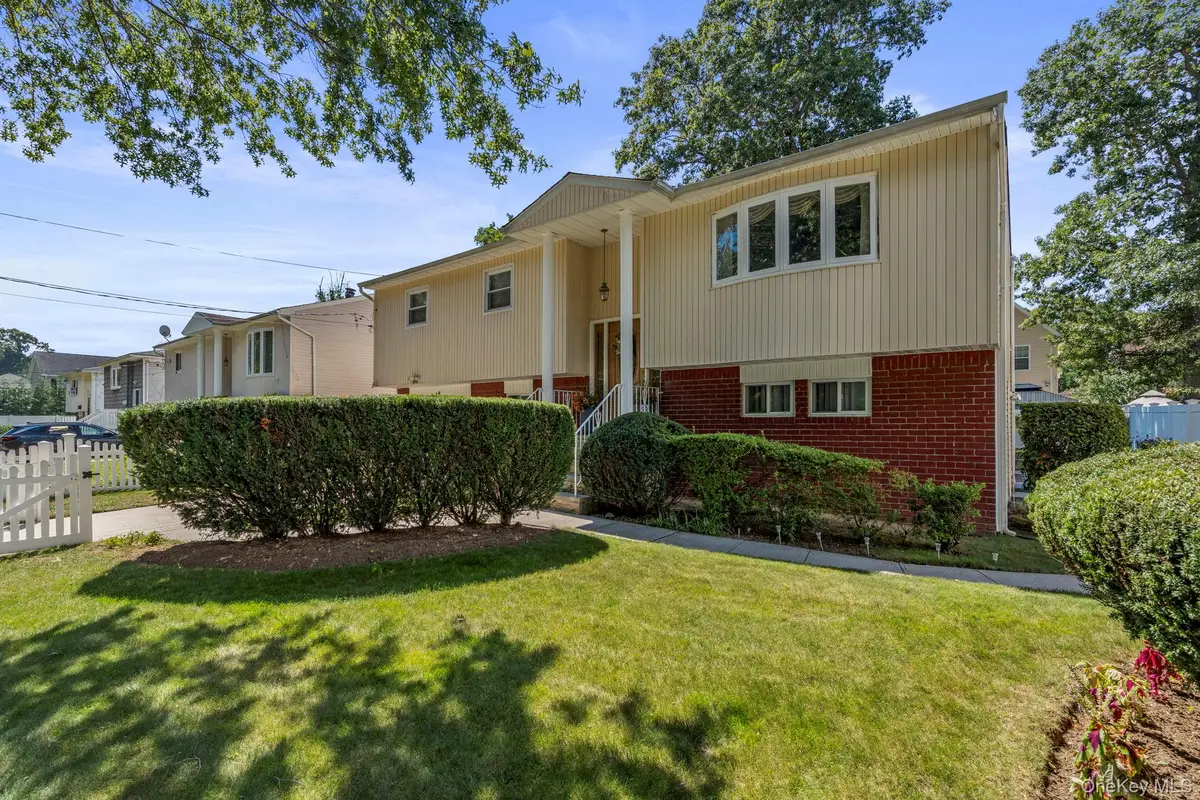 18 Brooklyn Avenue, Roosevelt, NY 11575 - #1