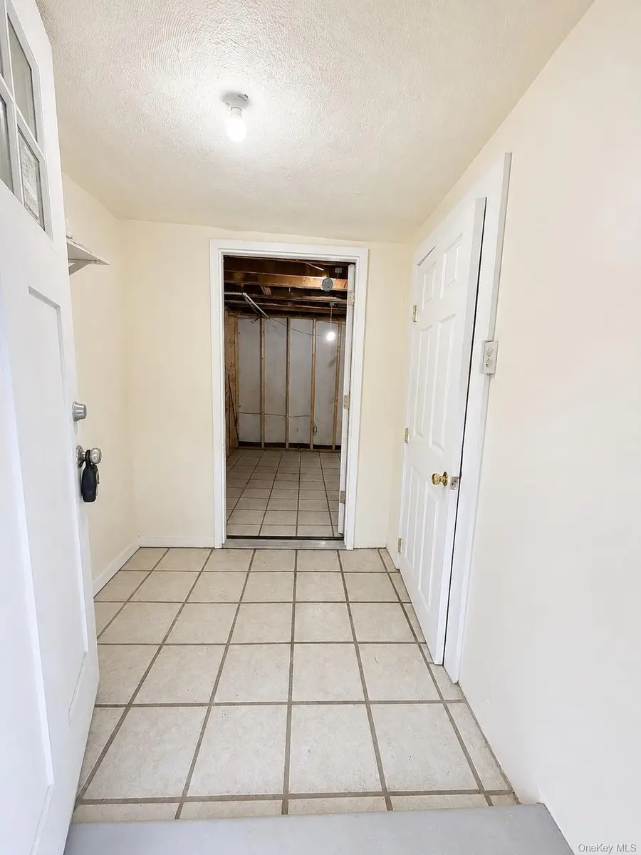 2541 Holland Avenue, Bronx, NY 10467 - #2