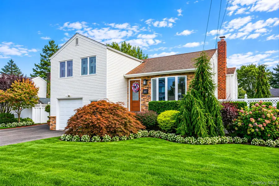 464 N Atlanta Avenue, Massapequa, NY 11758 - #2