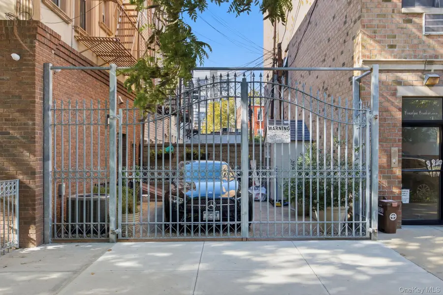 332 Manhattan Avenue, Brooklyn, NY 11211 - #2