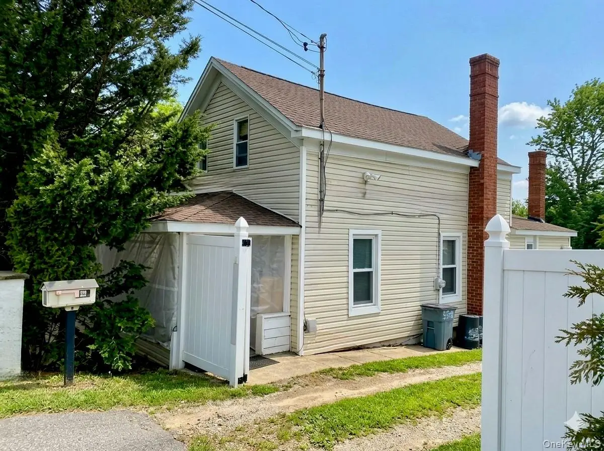 970 E Main Street, Riverhead, NY 11901 - #1