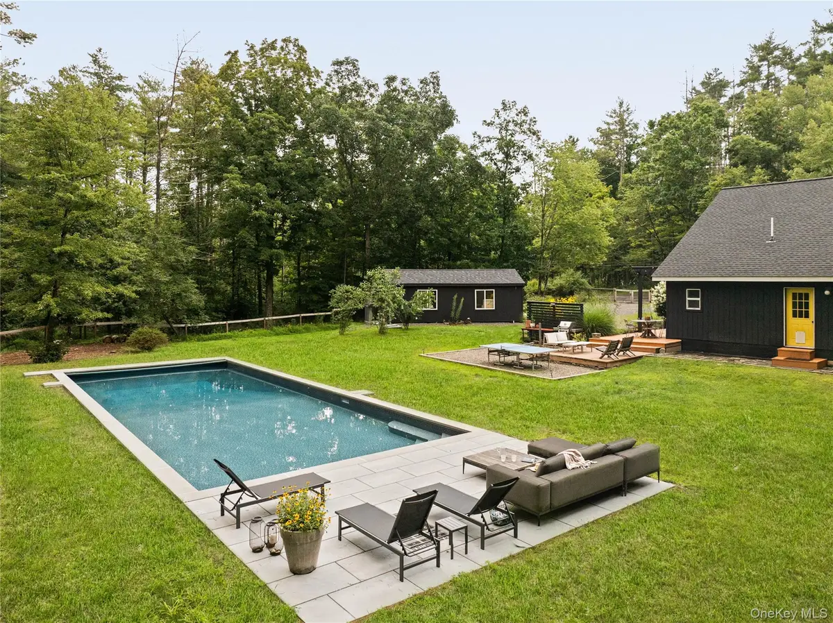 22 Old Ballpark Road, Kingston, NY 12401 - #1