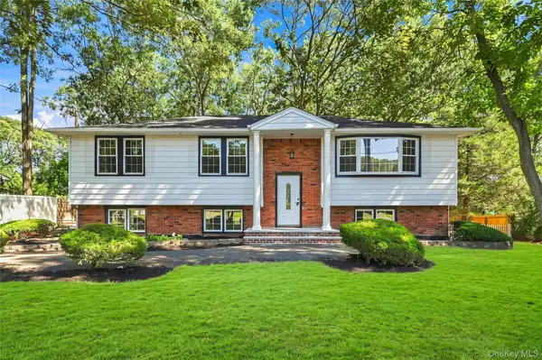 147 Pauls Path, Coram, NY 11727