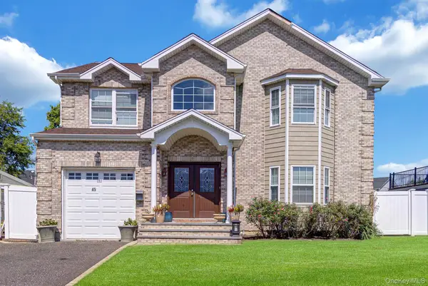 45 Meeting Lane, Hicksville, NY 11801