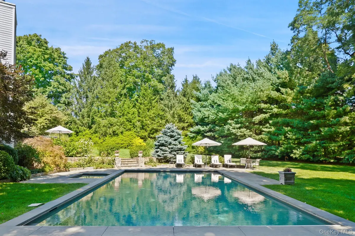 6 Round House Court, Bedford, NY 10506 - #1