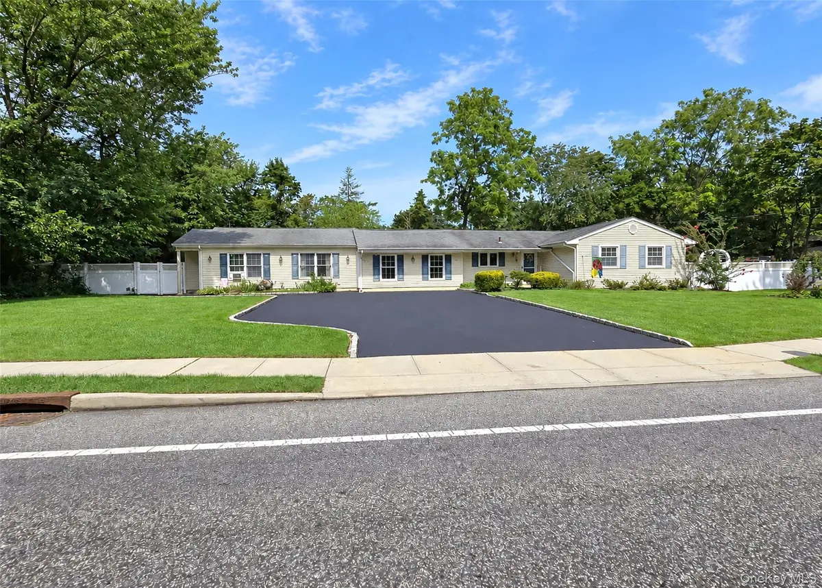 1 Lisa Lane, Port Jefferson Station, NY 11776 - #1