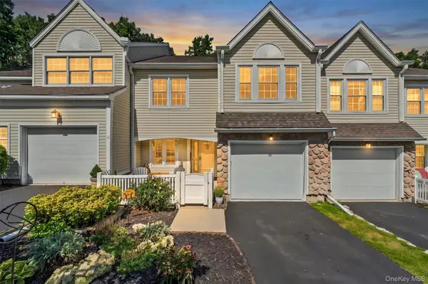 6 N Cambridge Court, Fishkill, NY 12524